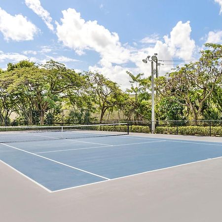 Stunning Centrally Located Apartments At New River Cove In South Florida フォート・ローダーデール エクステリア 写真