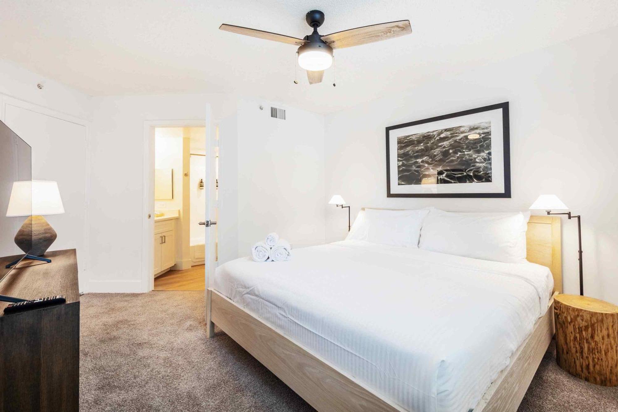 Stunning Centrally Located Apartments At New River Cove In South Florida フォート・ローダーデール エクステリア 写真