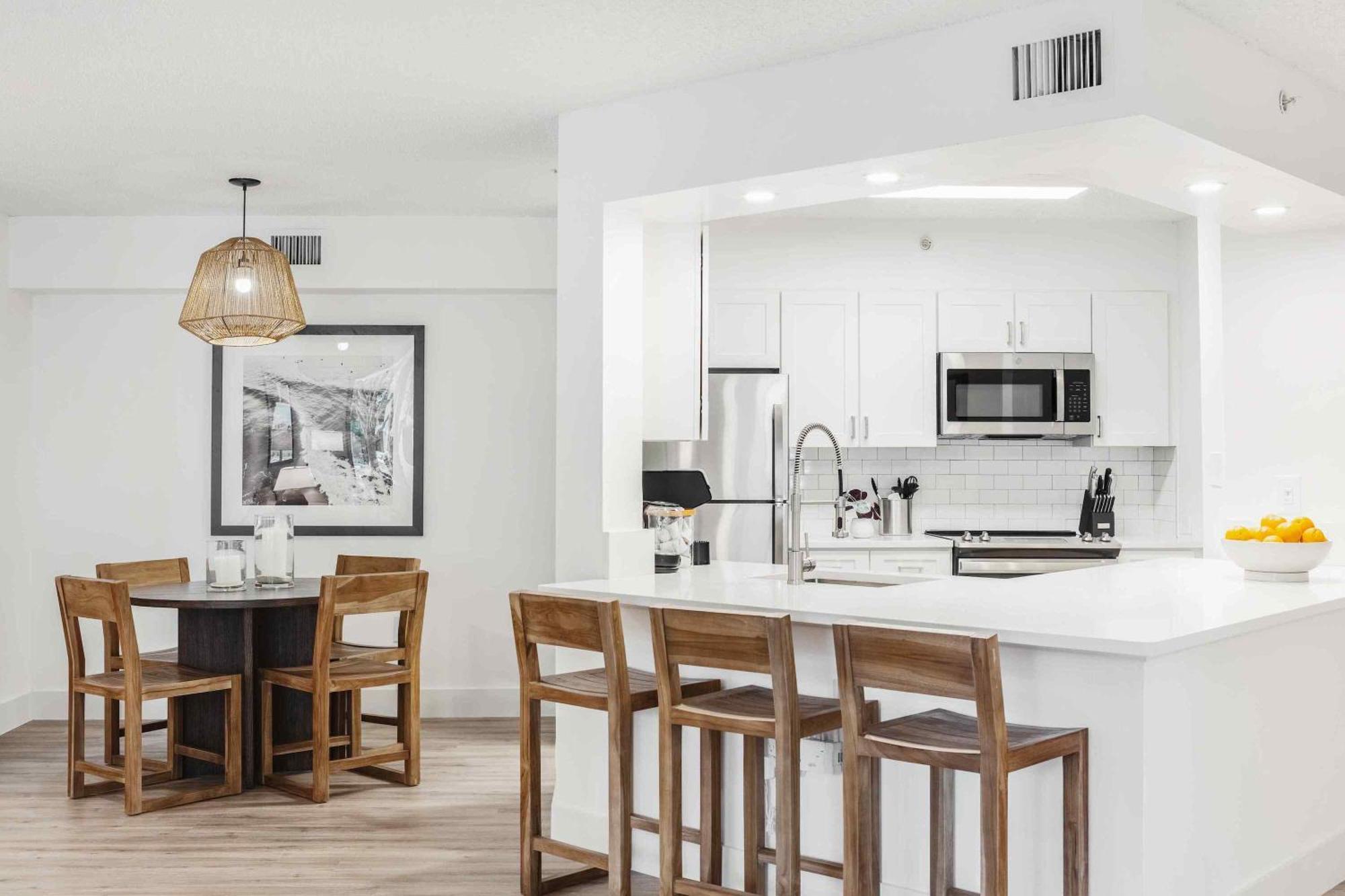 Stunning Centrally Located Apartments At New River Cove In South Florida フォート・ローダーデール エクステリア 写真