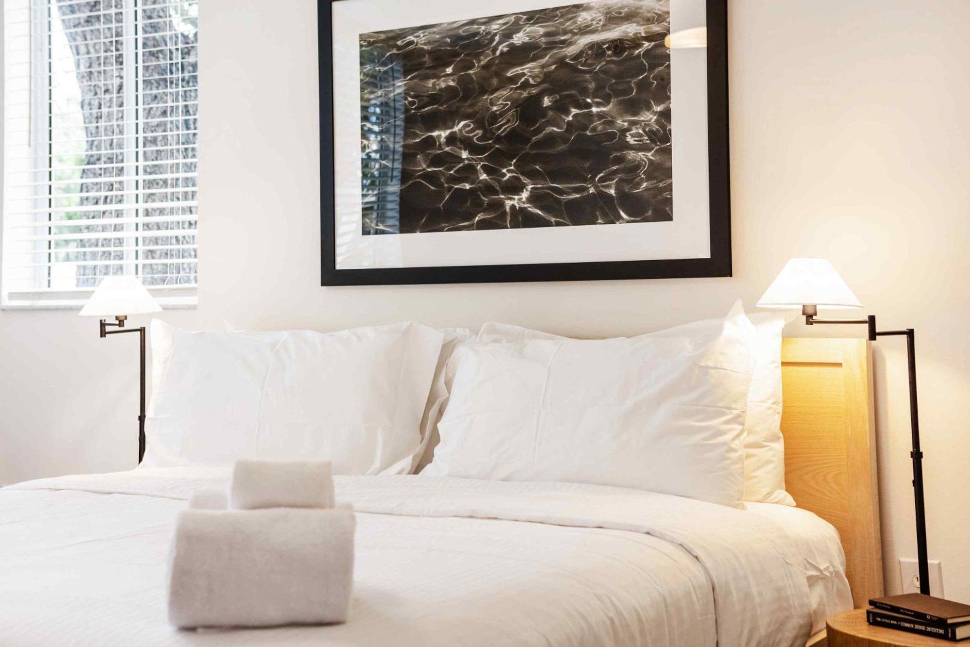 Stunning Centrally Located Apartments At New River Cove In South Florida フォート・ローダーデール エクステリア 写真